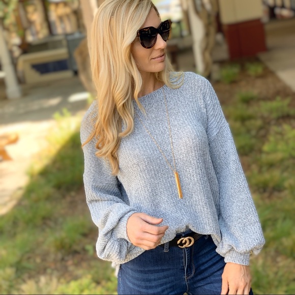 ✨LAST ONE✨Gray puff sleeve sweater tunic - Picture 4 of 7